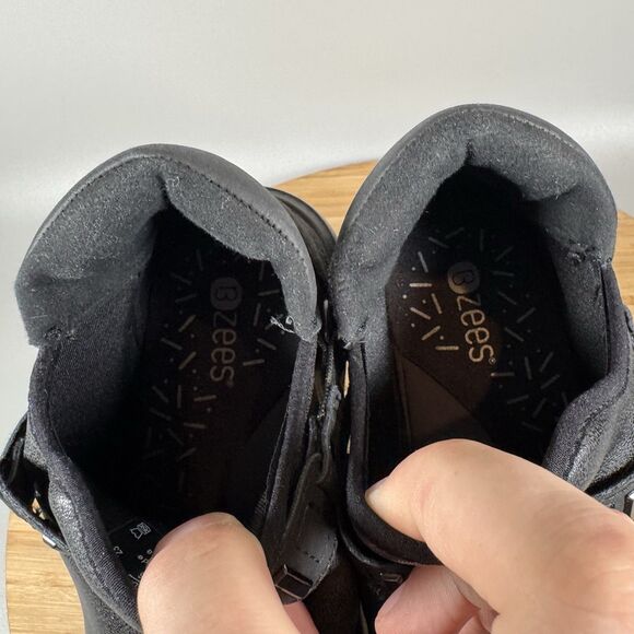 BZees Barista Womens 6 M Ankle Boot Black Slip on Shoes - Picture 7 of 8